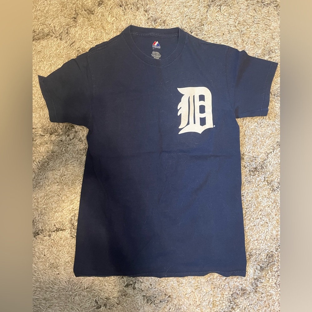Detroit tigers shirt